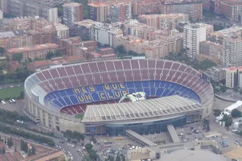 الخطة الجديدة لملعب كامب نو.. خيتافي في يوهان كرويف والقلق من دوري الأبطال